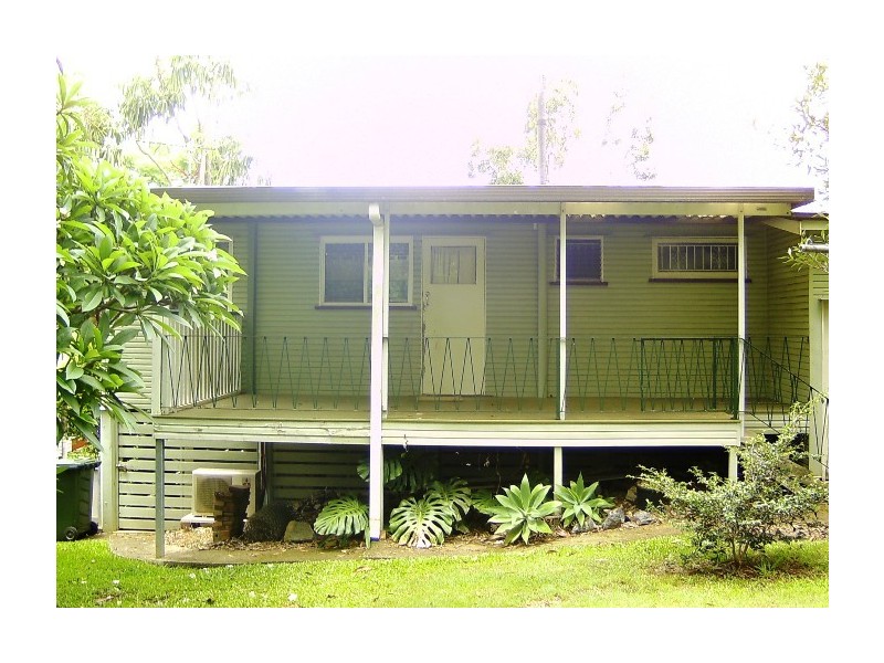 8 Carthonia Street, Mount Gravatt East QLD 4122