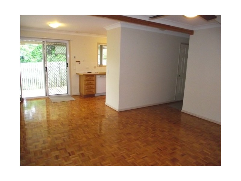 15/19  Likala Street, Wishart QLD 4122