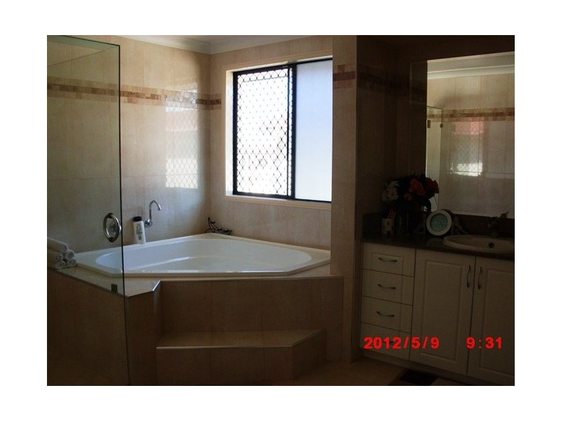 6 Curzon Place, Sunnybank Hills QLD 4109