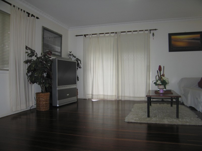 Wishart QLD 4122