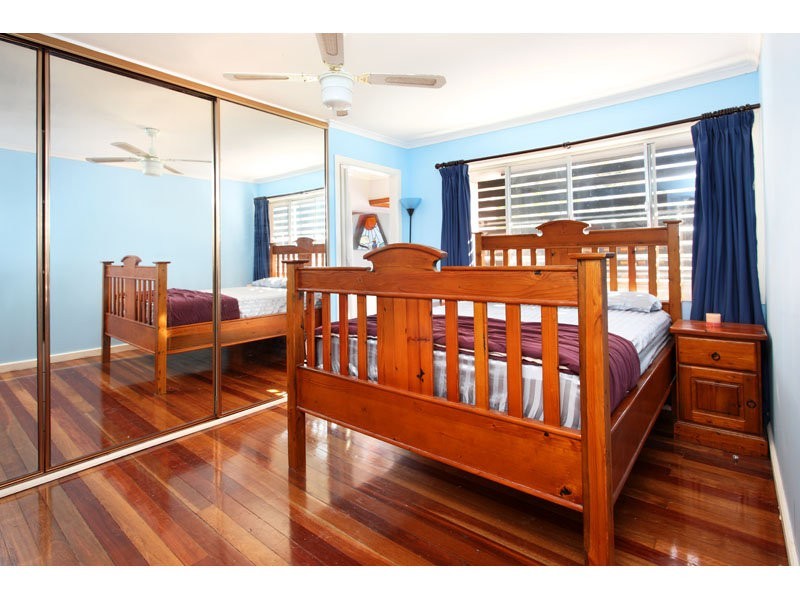 Mansfield QLD 4122