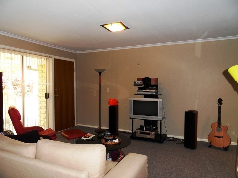 2/25 Lauder Street, Mount Gravatt East QLD 4122