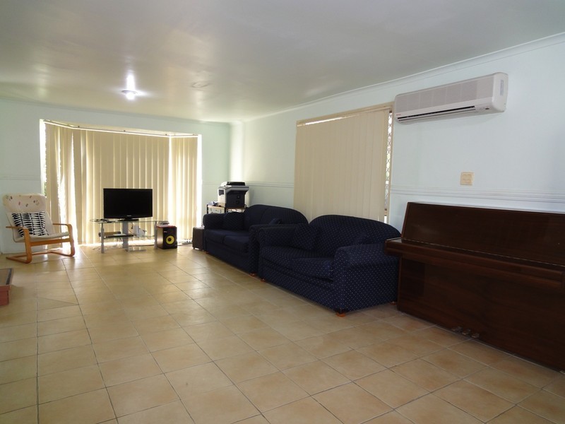 21 Selsey St, Runcorn QLD 4113