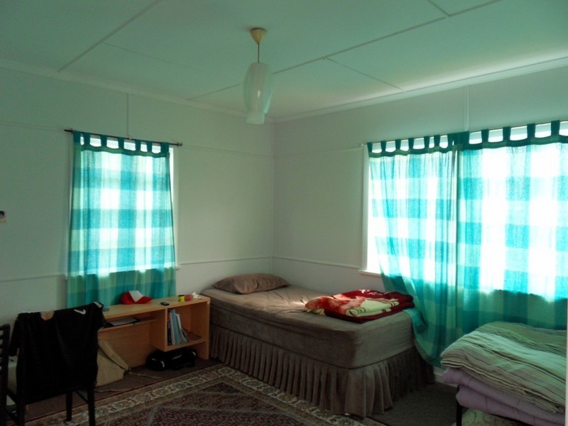 69  Perkins St, Upper Mount Gravatt QLD 4122