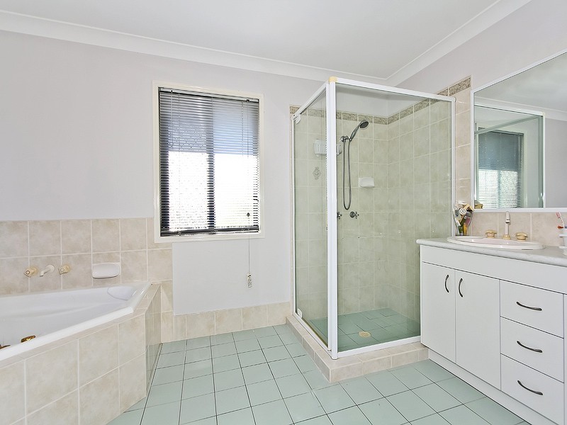 97 Rubicon Cres, Kuraby QLD 4112