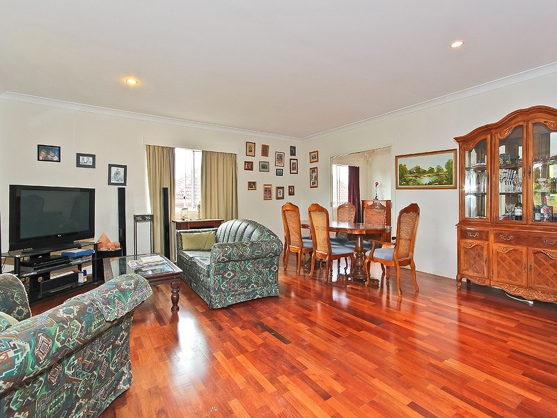 54  Abbeville Street, Upper Mount Gravatt QLD 4122