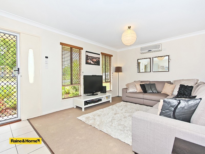 18 Winifred Street, Kuraby QLD 4112