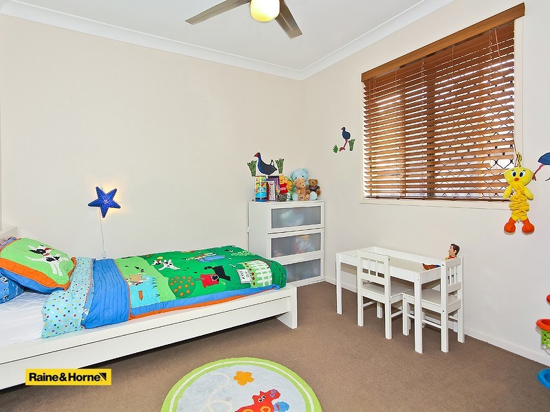 18 Winifred Street, Kuraby QLD 4112