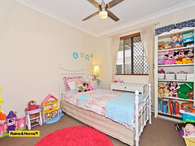 18 Winifred Street, Kuraby QLD 4112