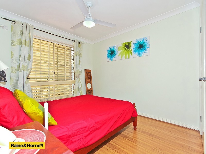 2/87 Kates Street, Morningside QLD 4170