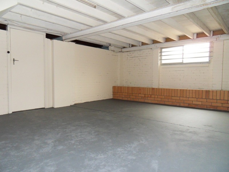 8 Garie St, Wishart QLD 4122