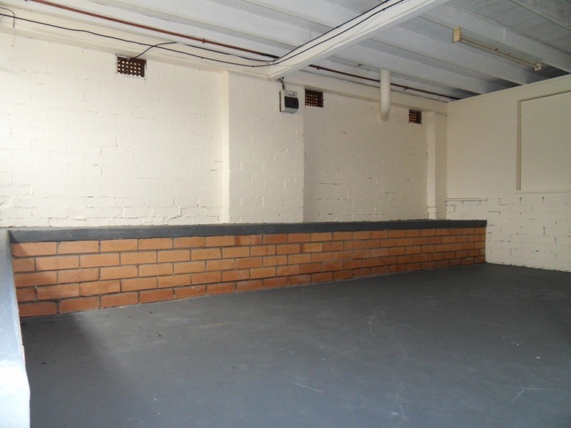 8 Garie St, Wishart QLD 4122