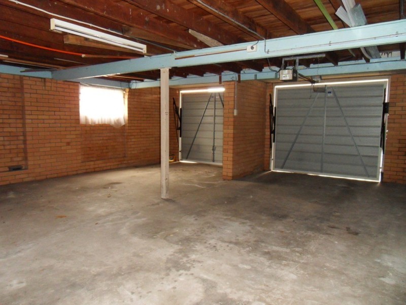 8 Garie St, Wishart QLD 4122