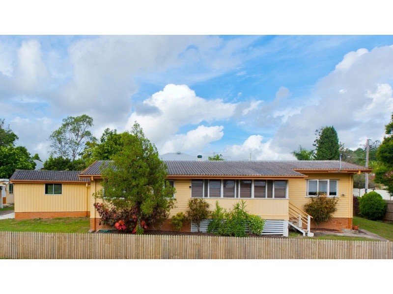 Holland Park QLD 4121