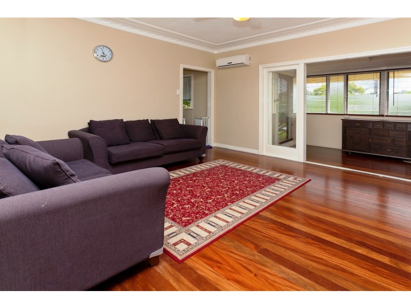 Holland Park QLD 4121