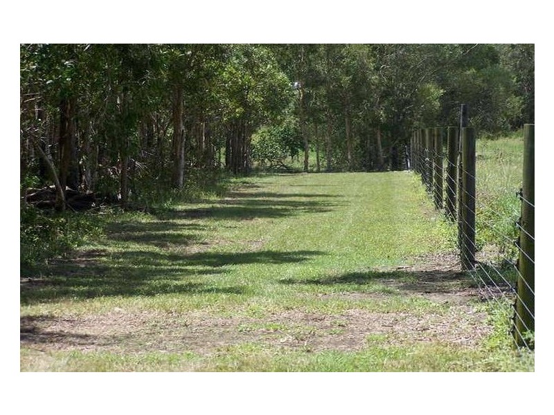 52 Heinemann Road, Redland Bay QLD 4165