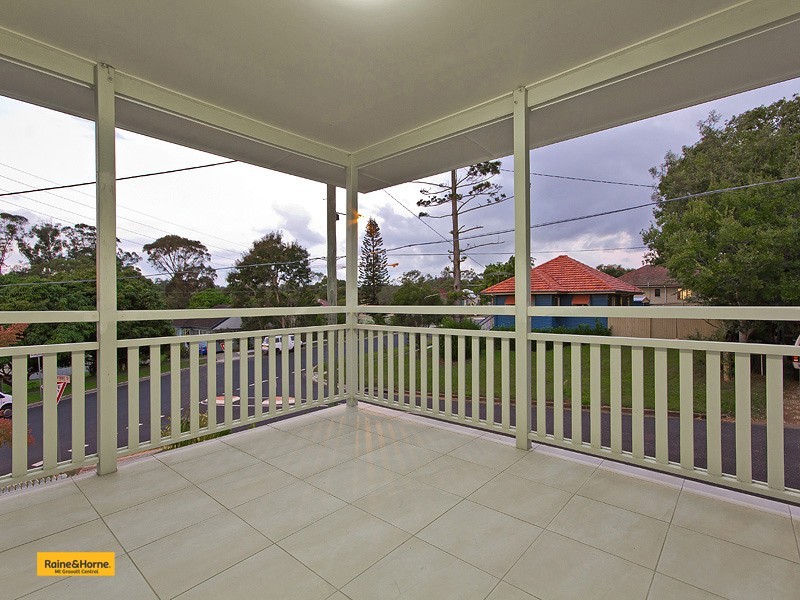 Holland Park QLD 4121