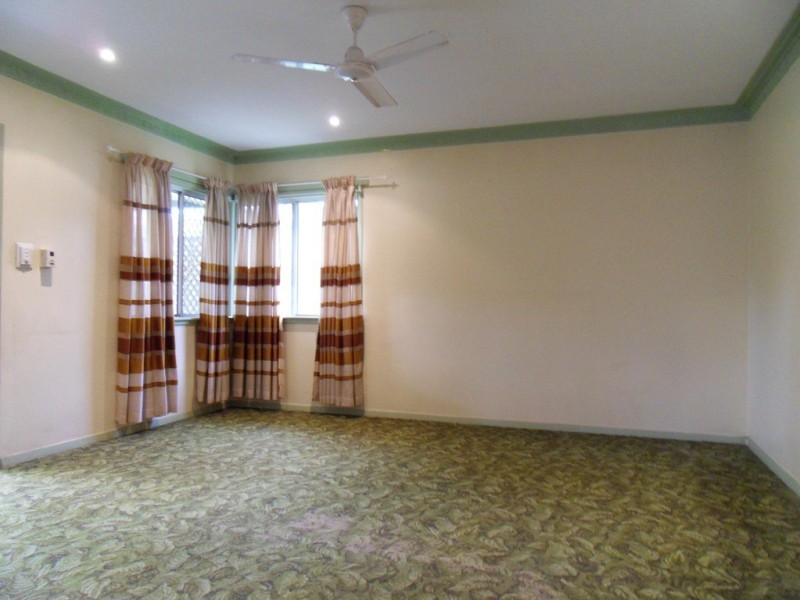 49 Canterbury Street, Mount Gravatt East QLD 4122