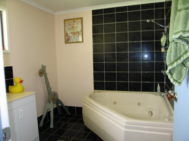 600 Middle Rd, Greenbank QLD 4124