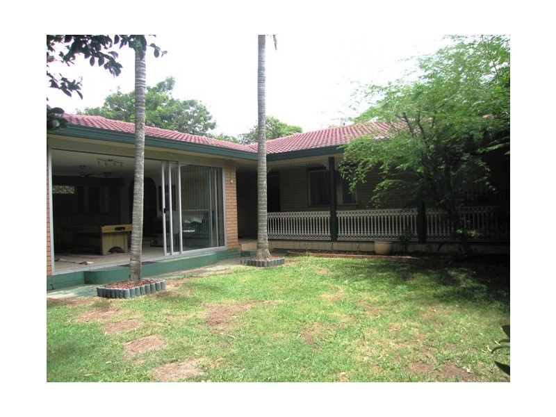 8 Albyn Road, Sunnybank QLD 4109