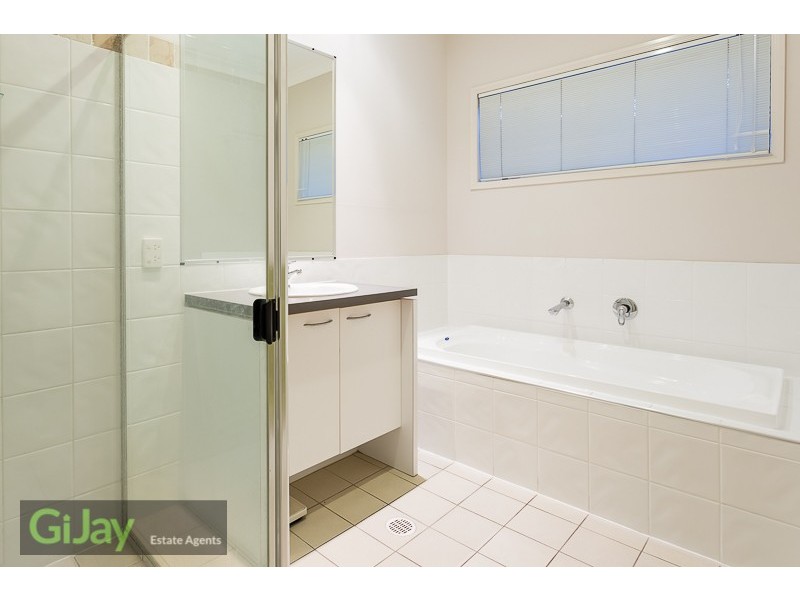 116 Tristania Way, Mount Gravatt East QLD 4122
