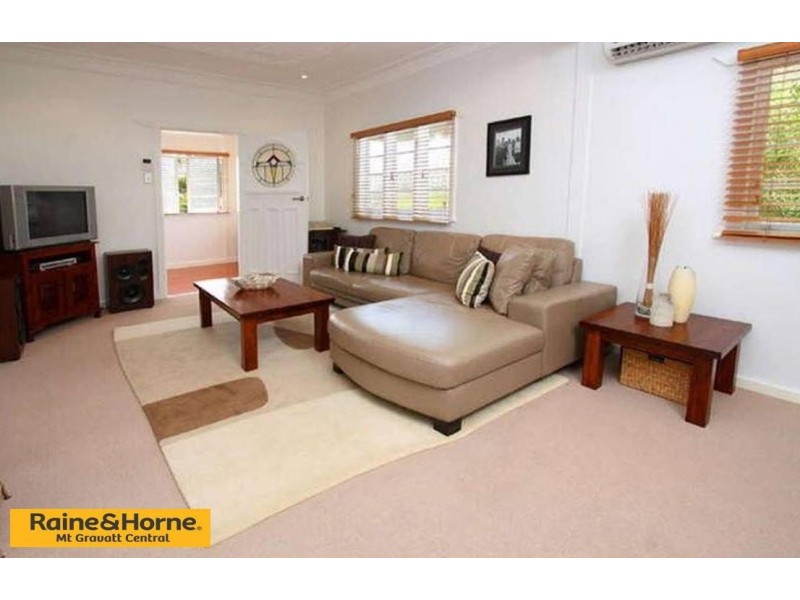 163 Hawthorne  Road, Hawthorne QLD 4171