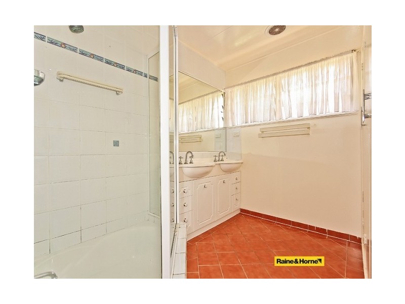 42 Dykes Street, Mount Gravatt East QLD 4122