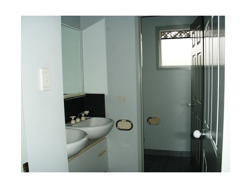 15/27-35 Lani Street, Wishart QLD 4122