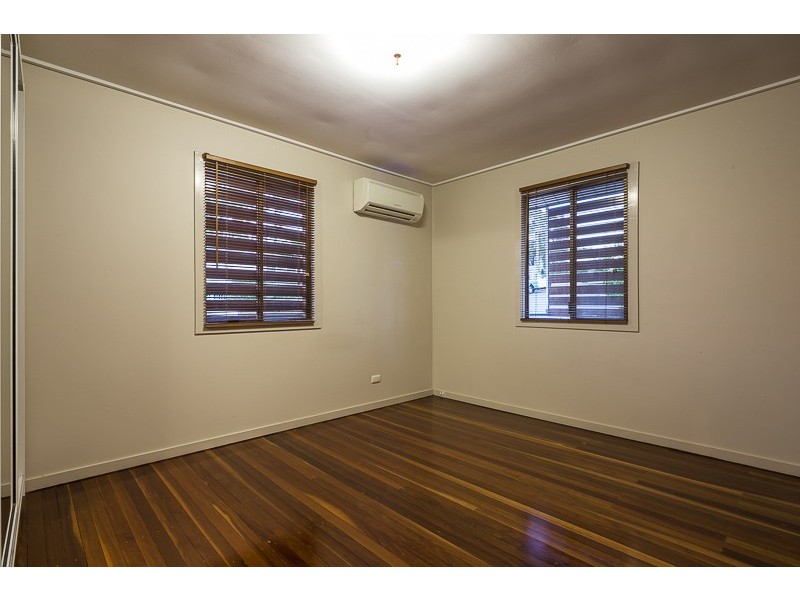 1 Calonne Street, Upper Mount Gravatt QLD 4122