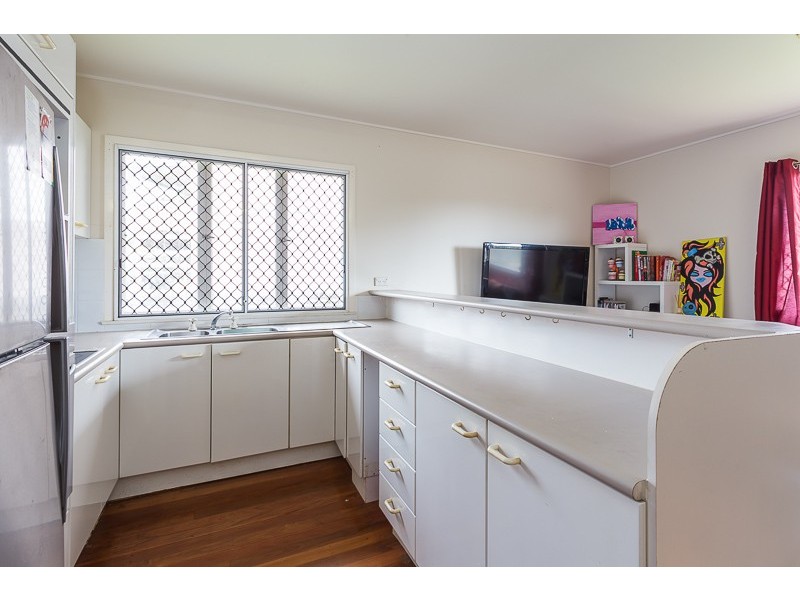 2 Chester Rd, Eight Mile Plains QLD 4113