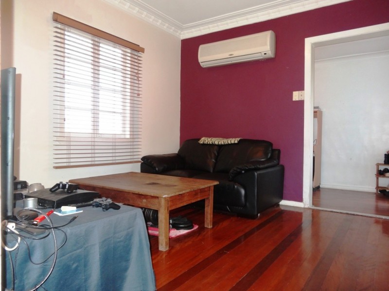 96 Creek Road, Mount Gravatt East QLD 4122