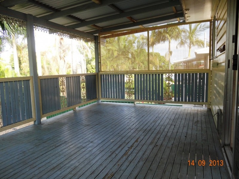 32 Waratah Drive, Crestmead QLD 4132