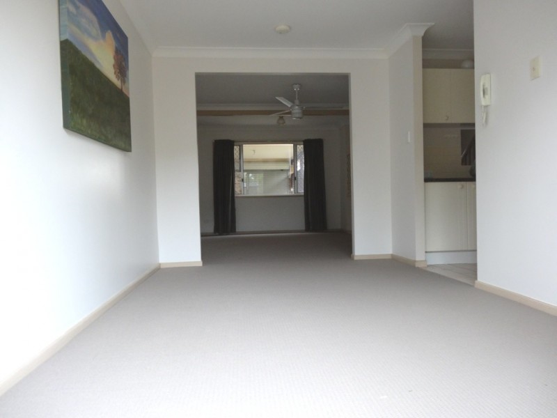 2/68 Springwood Road, Rochedale South QLD 4123