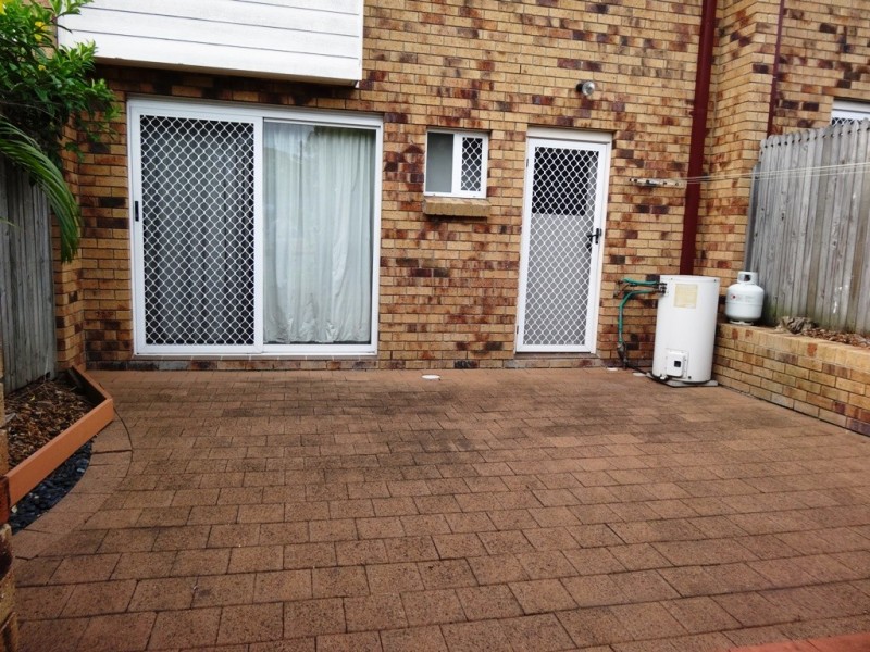 2/68 Springwood Road, Rochedale South QLD 4123