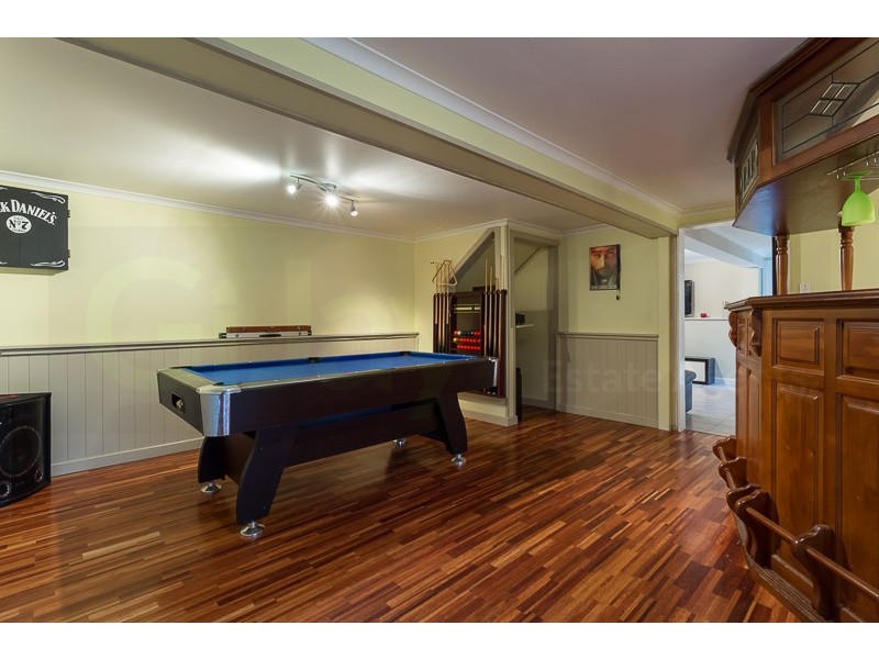 54 Luprena Street, Mansfield QLD 4122