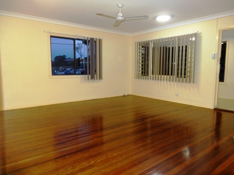 40 Amoria Street, Mansfield QLD 4122