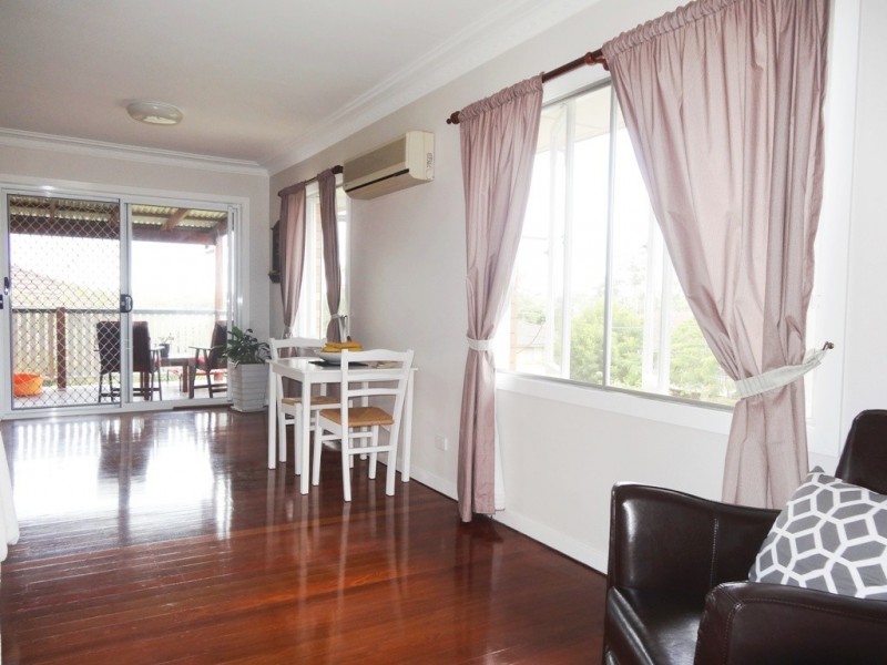 7 Cresthaven Drive, Mansfield QLD 4122