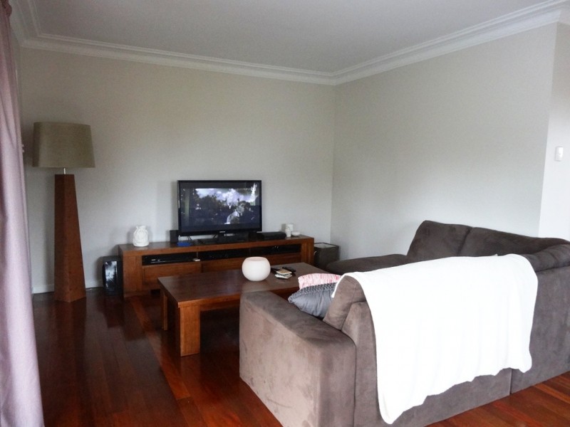 7 Cresthaven Drive, Mansfield QLD 4122