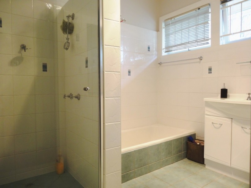 7 Cresthaven Drive, Mansfield QLD 4122