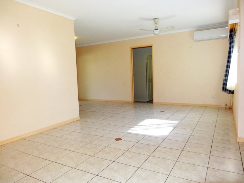 26 Wenlock Cresent, Springwood QLD 4127