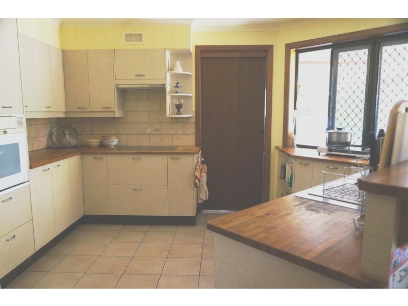 55 Wadeville Street, Heathwood QLD 4110