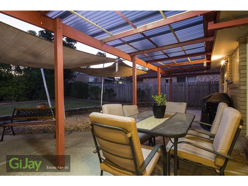 19 Madau Street, Mansfield QLD 4122