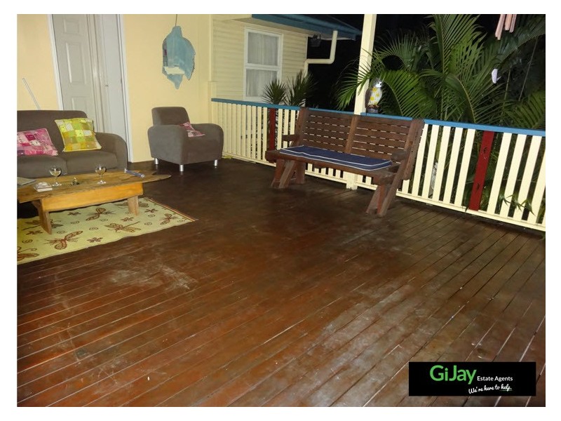 17 Vaughan, Mount Gravatt QLD 4122