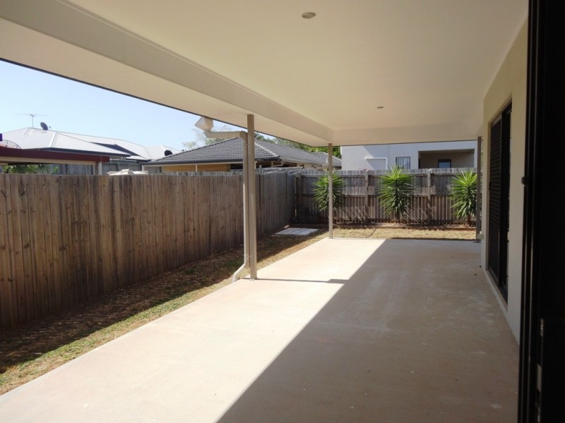 29 Orangetip Crescent, Calamvale QLD 4116
