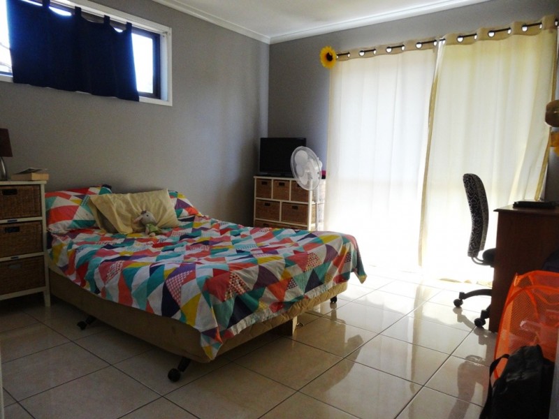 10 waller Rd, Browns Plains QLD 4118