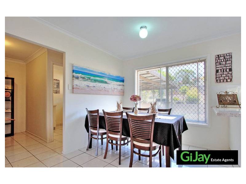 29 Lisbeth St, Springwood QLD 4127