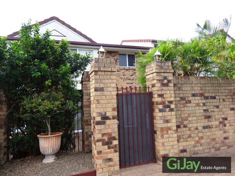 2/68 Springwood Rd, Rochedale South QLD 4123