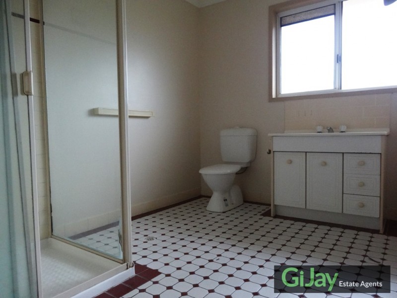 2/68 Springwood Rd, Rochedale South QLD 4123