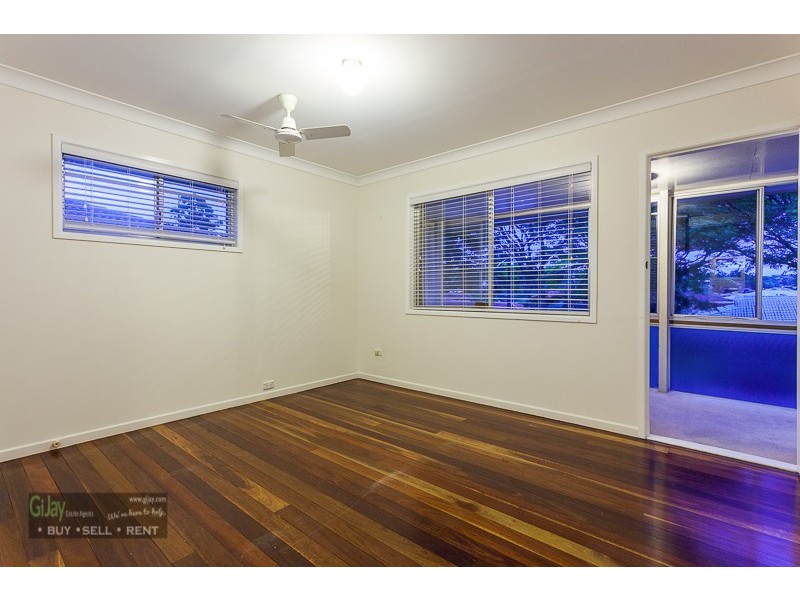 7 Melon Street, Mansfield QLD 4122