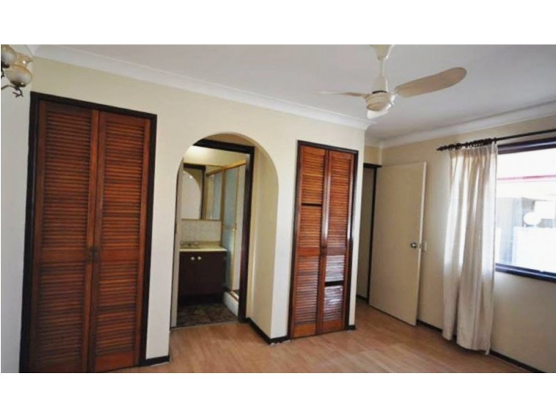 9 Feluga St, Shailer Park QLD 4128